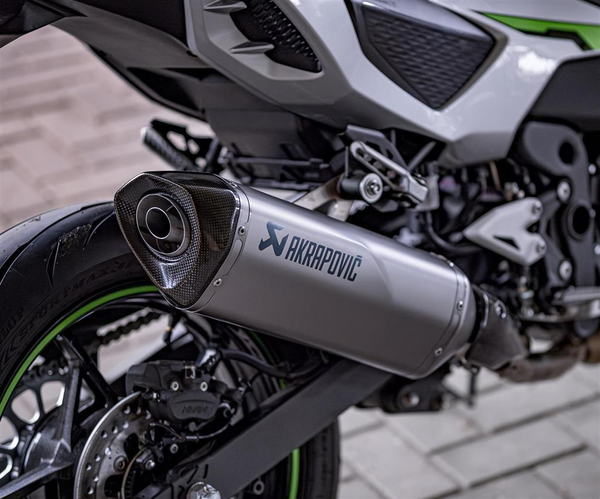 Akrapovič Titan Sportauspuff (Z7 Hybrid)