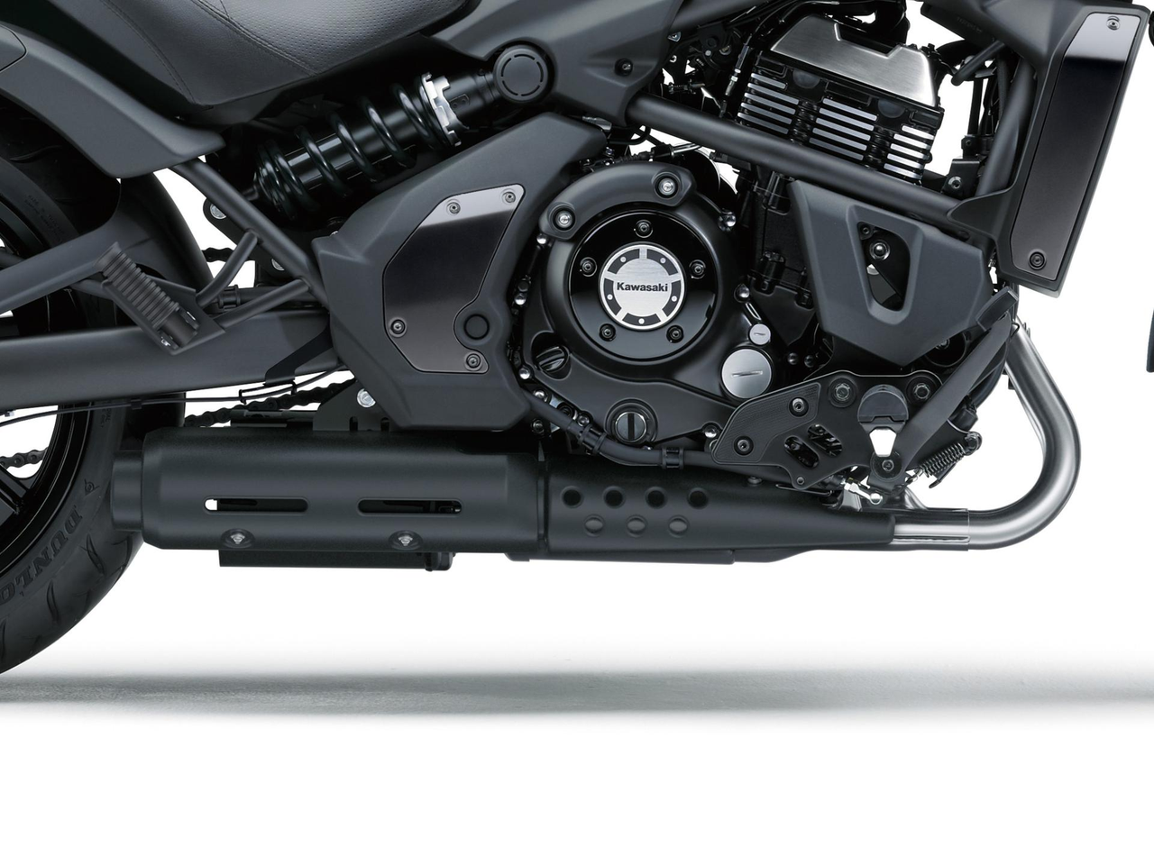 Endschalldämpfer unter dem Motor