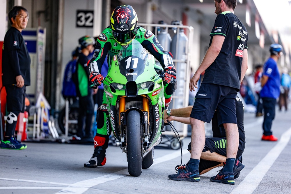 Fim_Ewc_8H_Suzuka_2025_Kawasaki Webike Trickstar,Christian GAMARINO,Mickael Di MEGLIO,Grégory LEBLANC,KX-10R