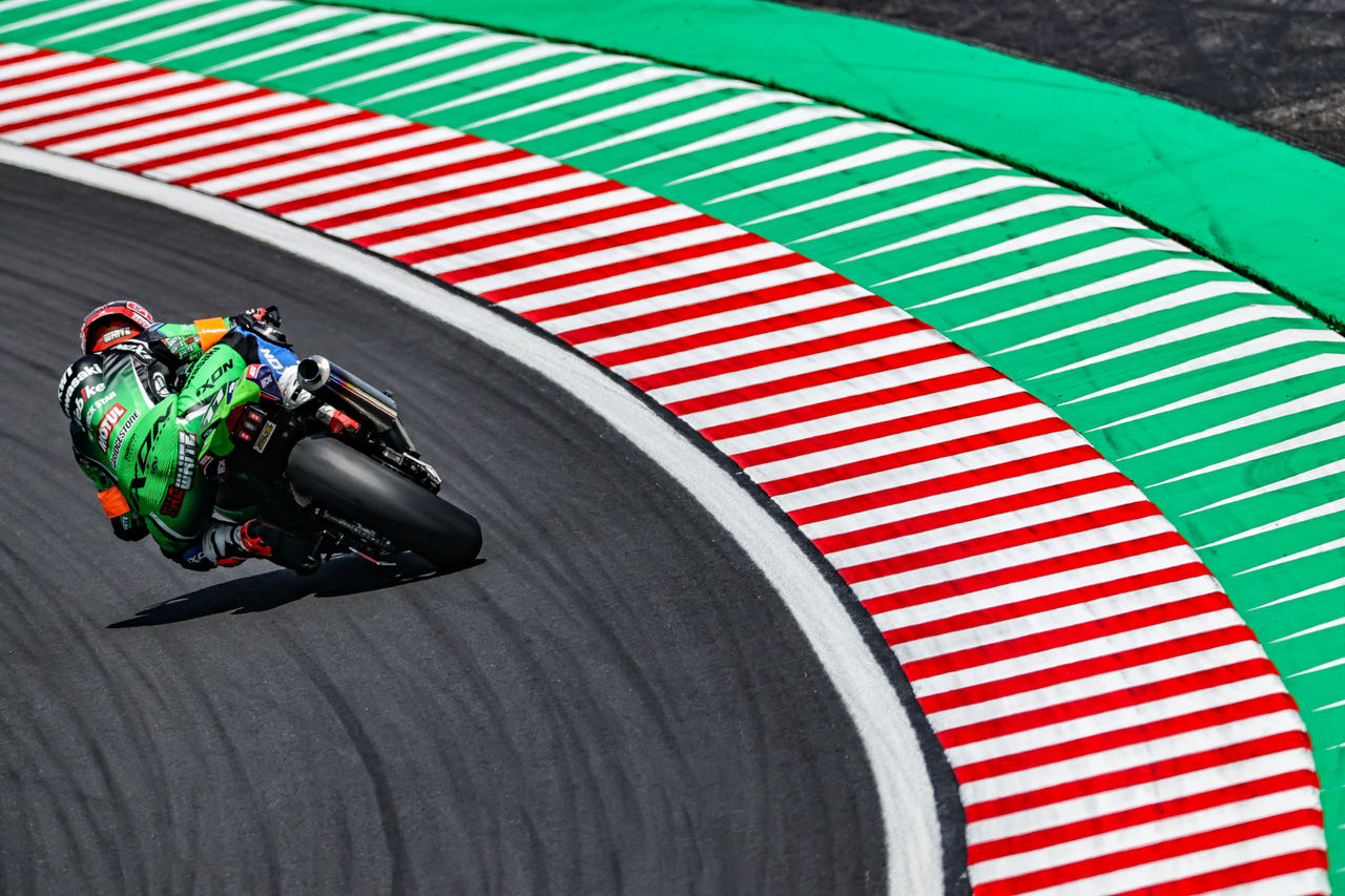 2026-8H-Suzuka-BAKUON TEAM NAGANO, Shigenori SAKURAMYAMA, Ren OKABE, Yuki ITO, YZF-R1